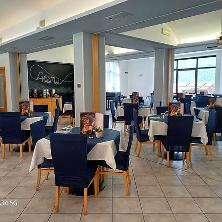 Almamed Hotel San Leonardo Vigolo Baselga Buitenkant foto