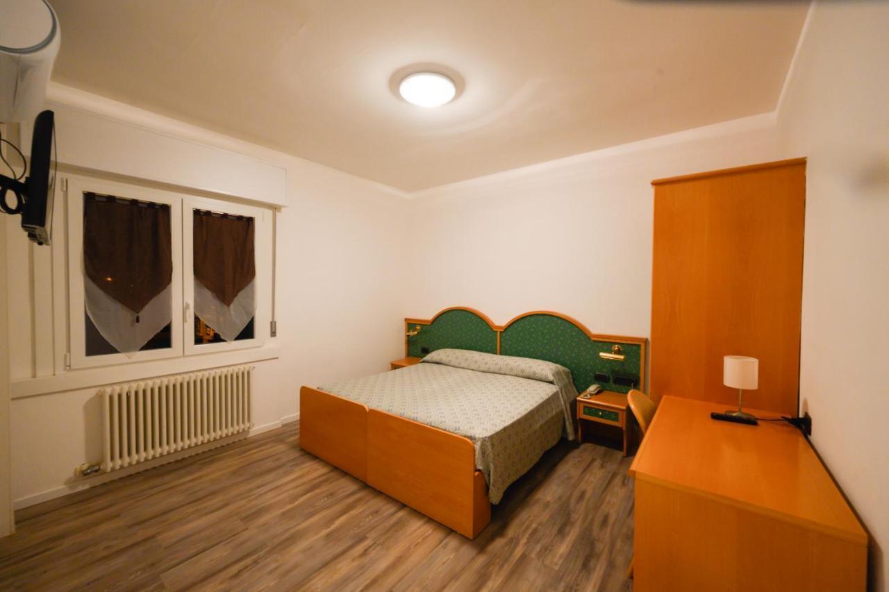 Almamed Hotel San Leonardo Vigolo Baselga Buitenkant foto